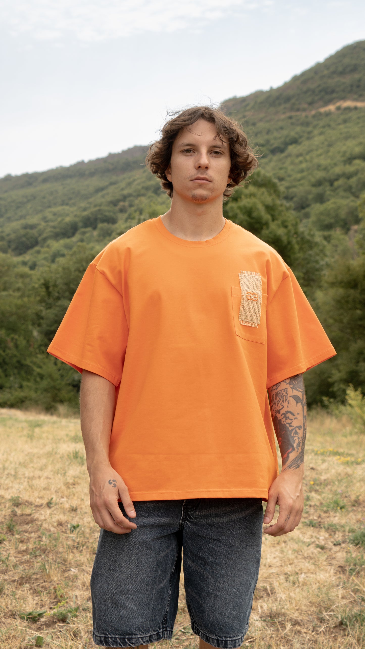 T-shirt SKKARABE.E Orange – Œuvre “SAMOURAÏ"
