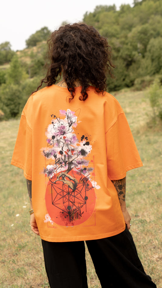 T-shirt SKKARABE.E Orange – Œuvre “SAKURA"